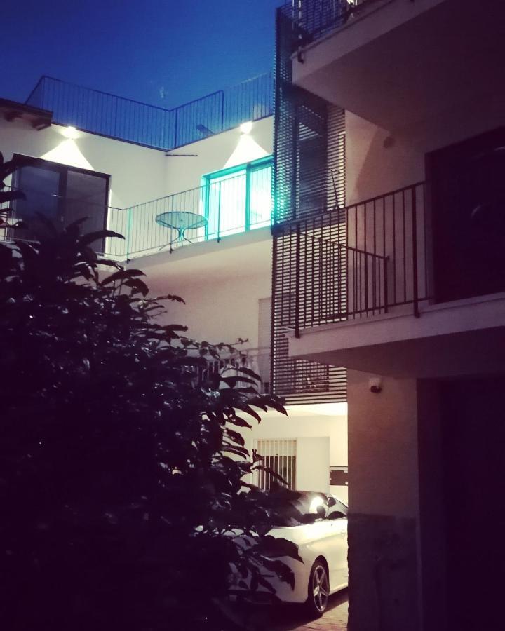 New Marina Apartments 托里德尔贝纳科 外观 照片